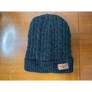 Britt’s Knits Women's Soft Chenille Plush-Lined Thick Knit Cold Weather Hat